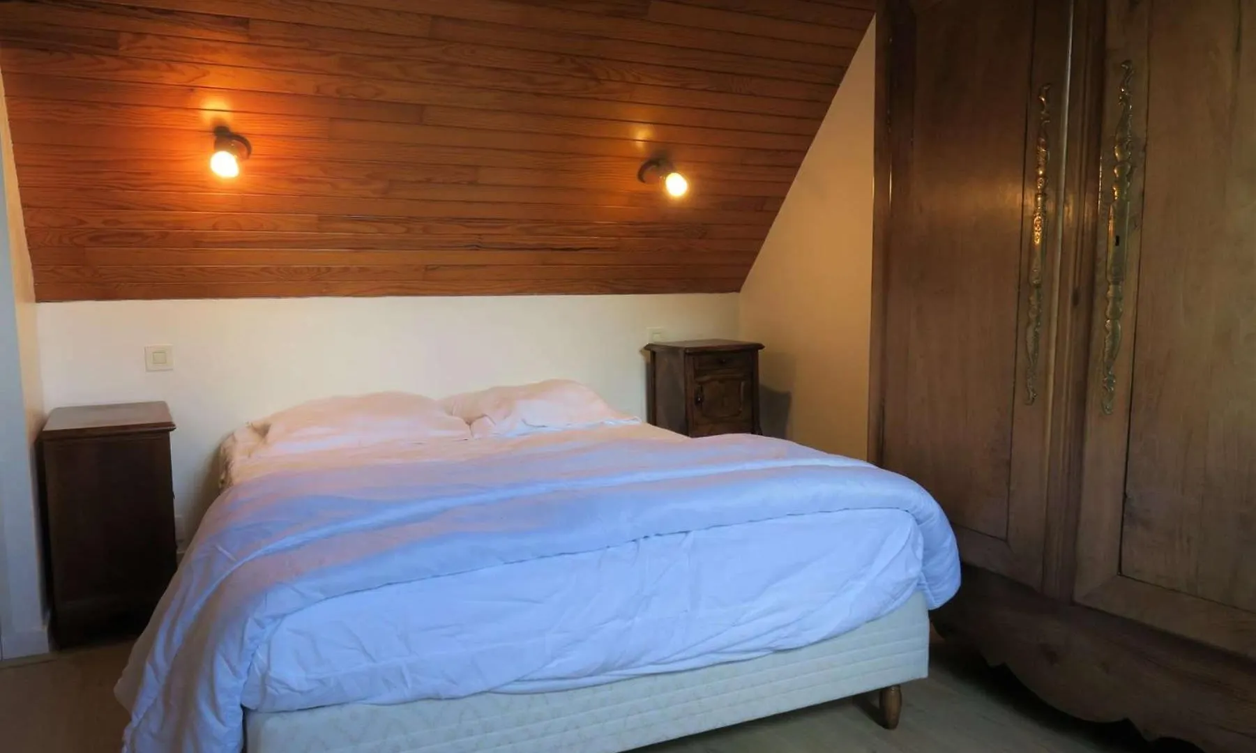 Maison Bretonne Exposee Sud Avec Jardin A 50M De La Baie Ste Anne A Tregastel - Ref 44 Франция